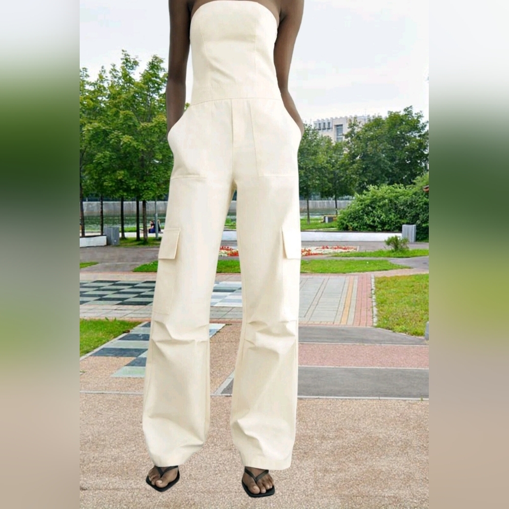 Zara long cotton strapless Wide Leg cargo jumpsuit in vanilla/ecru, Size M